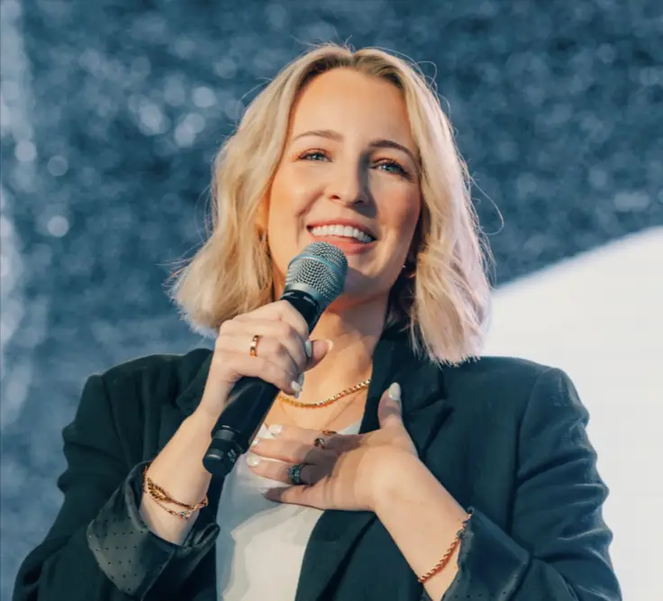 Tauren Wells Wife (Lorna Brittany)